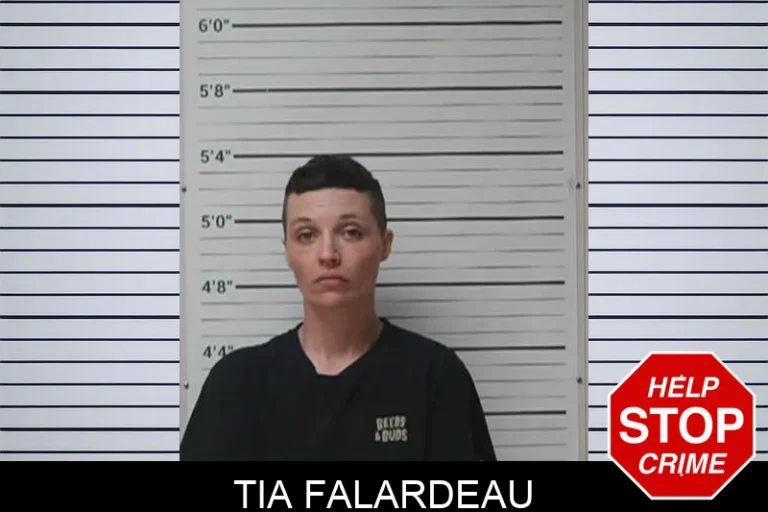Tia Falardeau