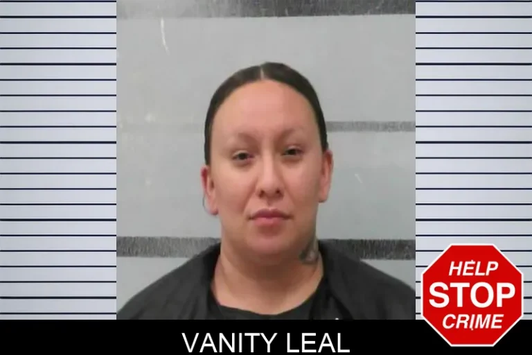 Vanity Leal