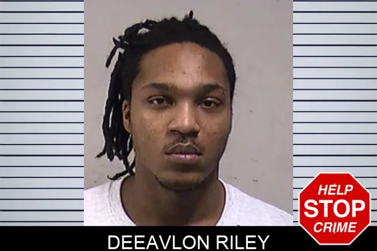 Deeavlon Riley