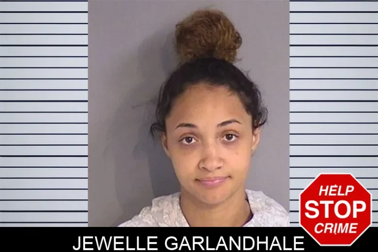 Jewelle Garlandhale