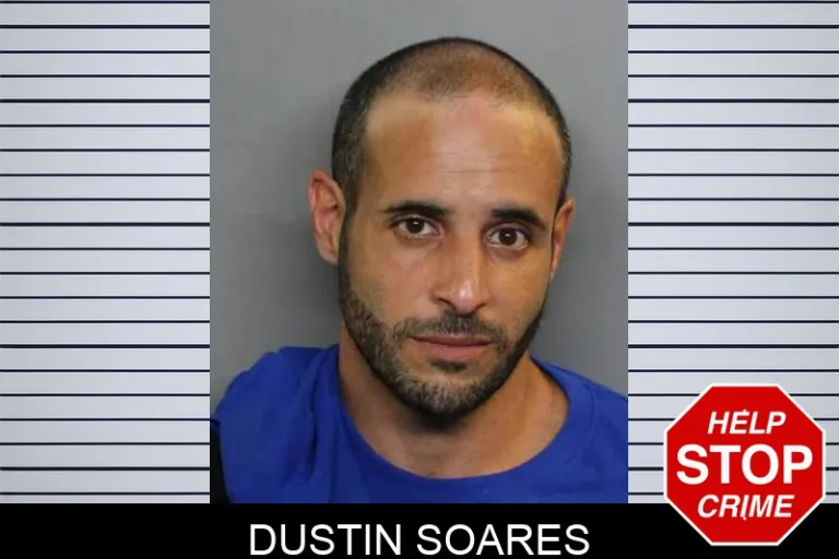 Dustin Soares