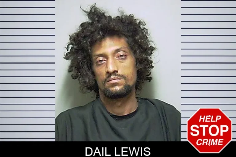Dail Lewis